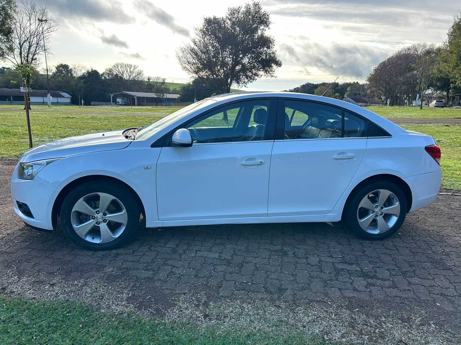 CRUZE LT 1.8 AT