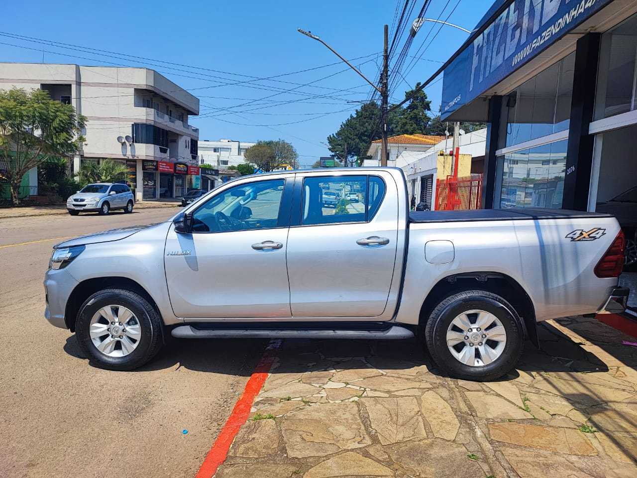 HILUX 2.8 SR 4X4