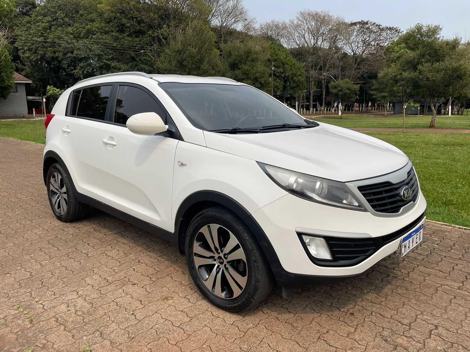 KIA SPORTAGE LX 2.0 AT