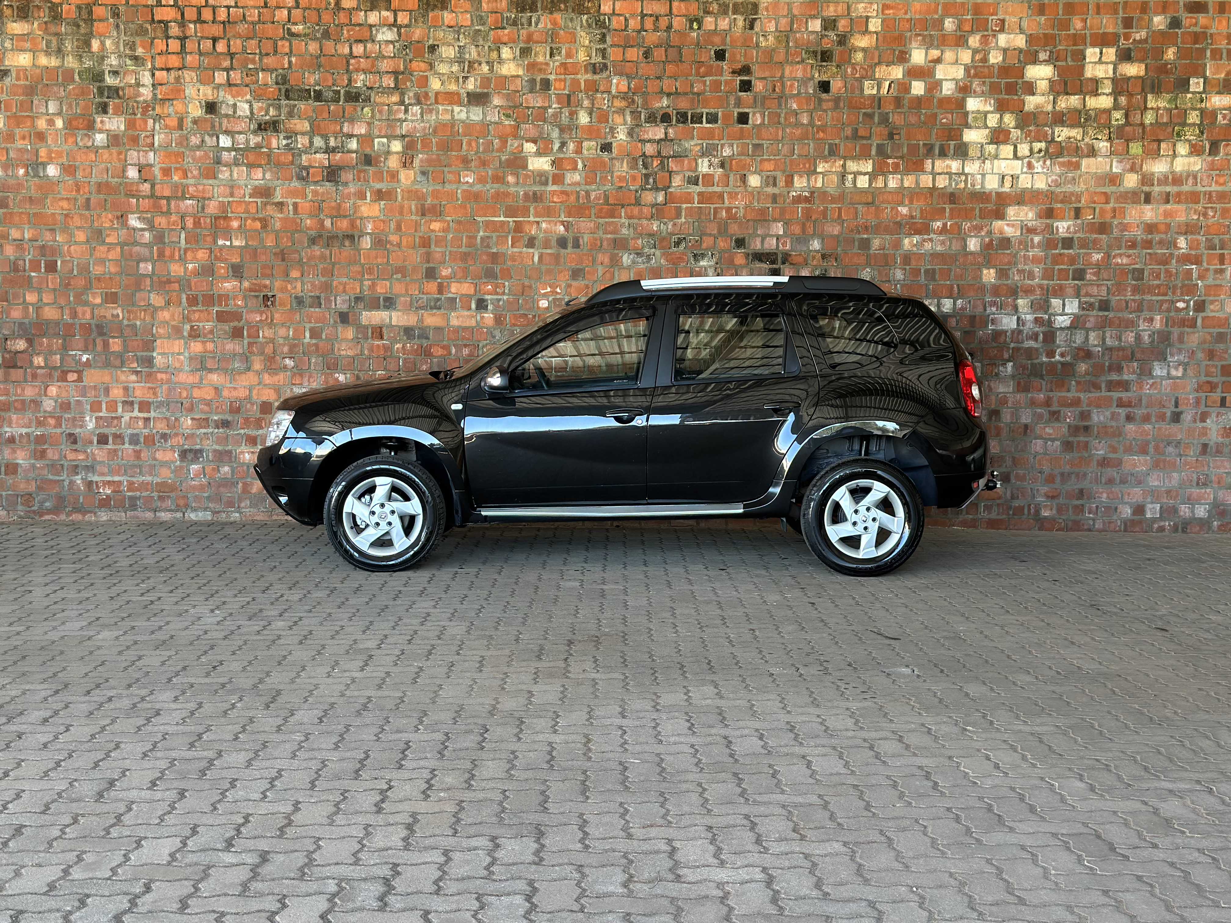 DUSTER DYNAMIQUE 2.0 MANUAL