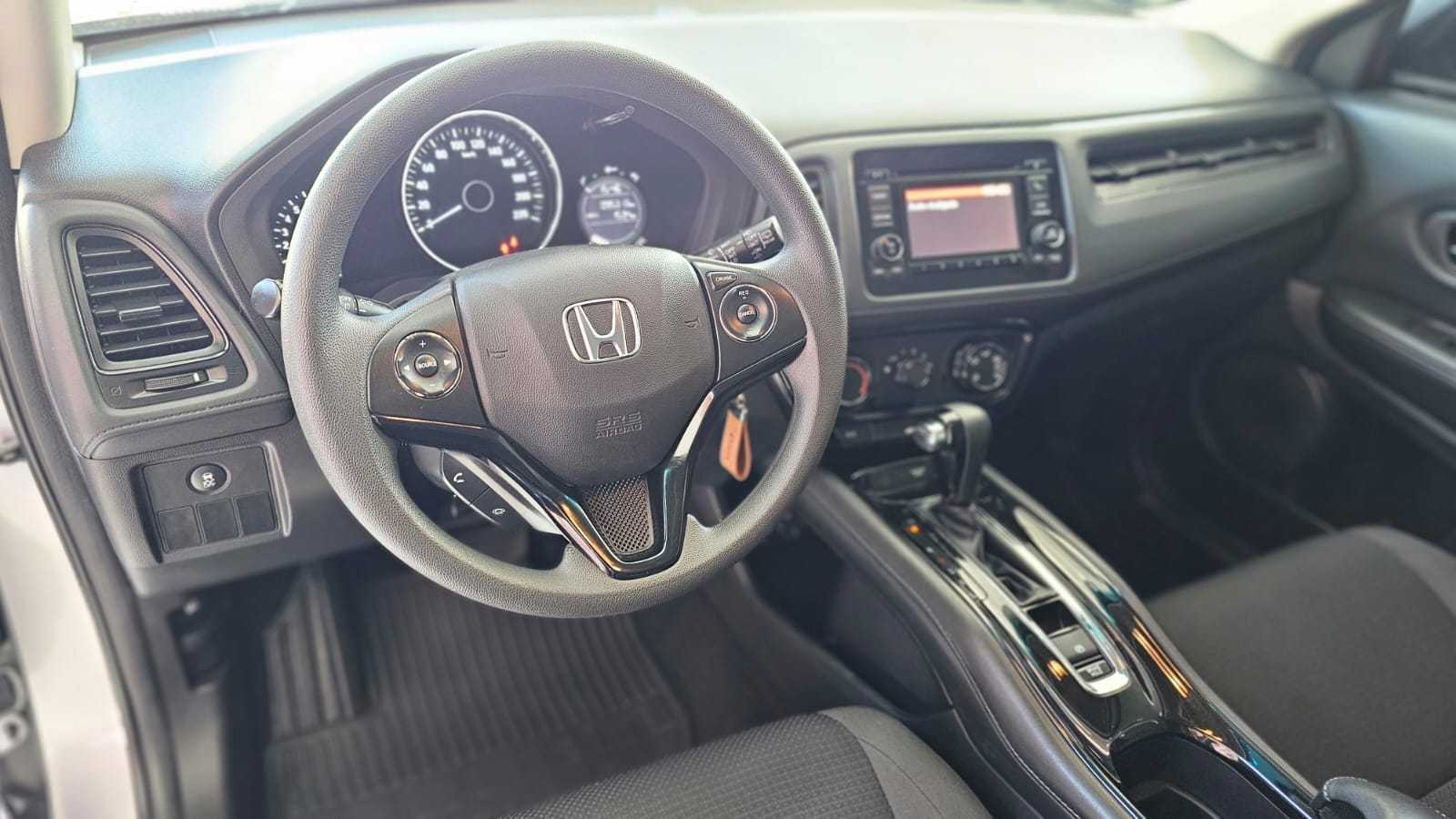 HR-V  LX IMPECÁVEL