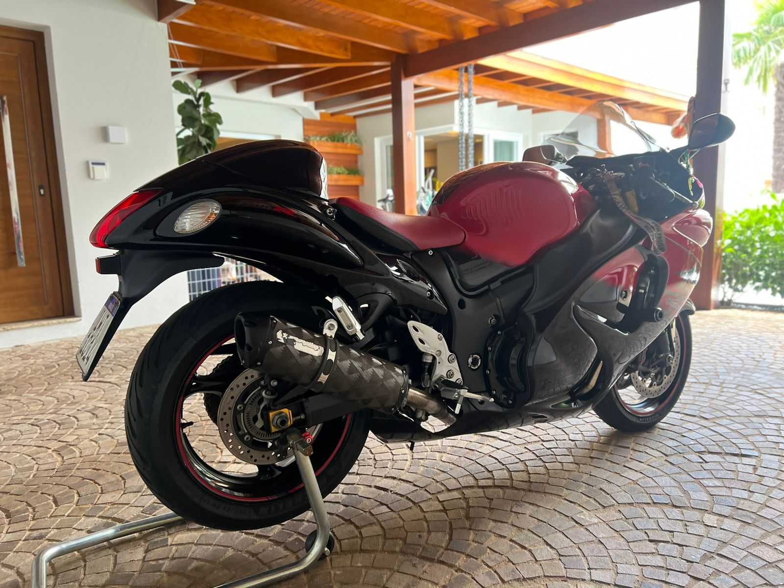 SUZUKI HAYABUSA RAZ 1300