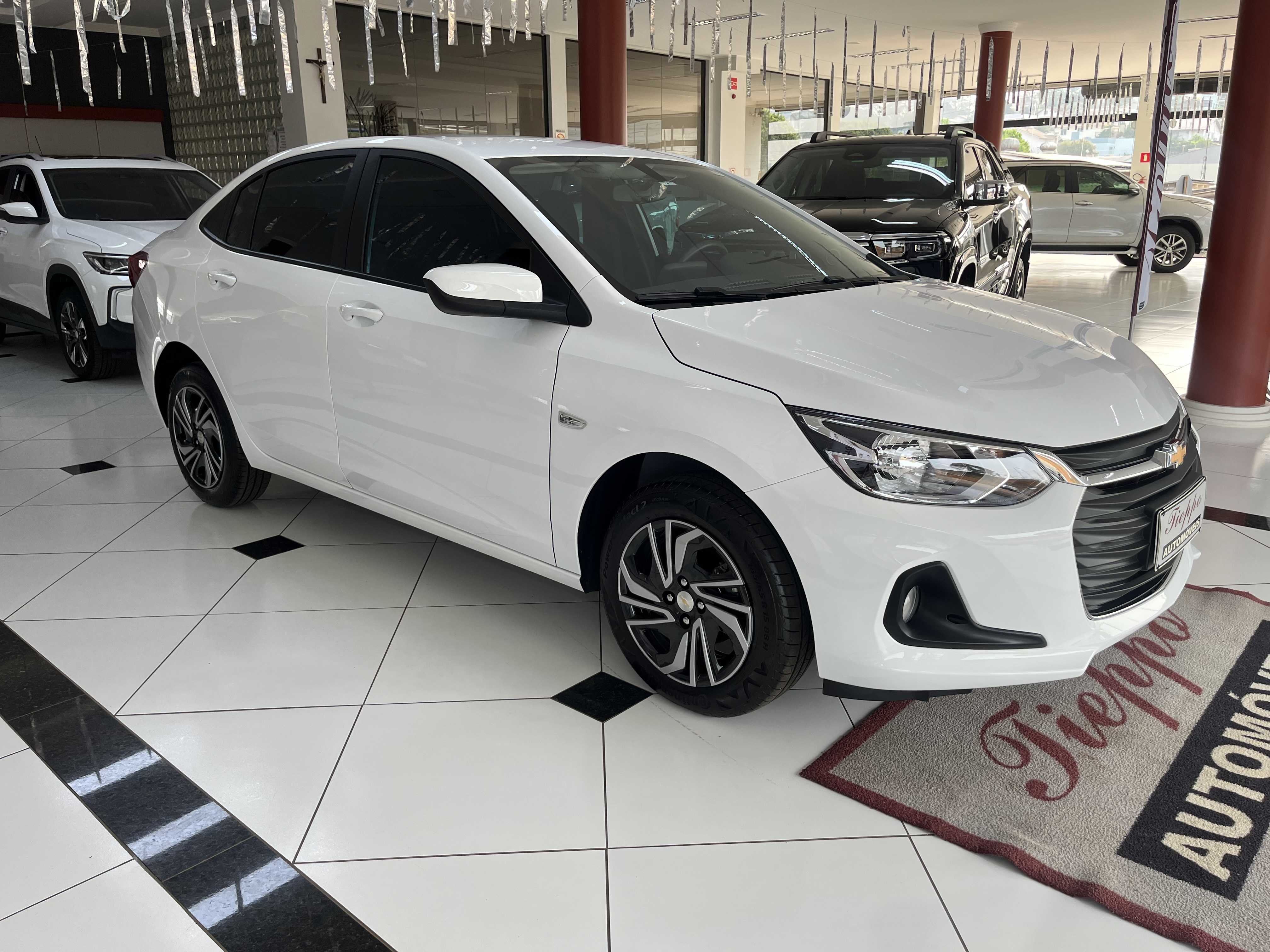 ONIX PLUS SEDAN LT2 1.0 MEC