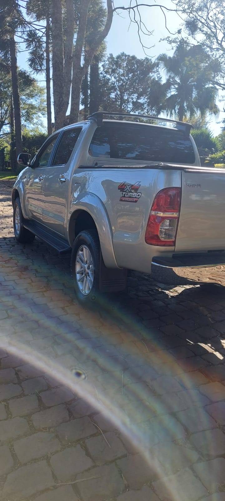 HILUX