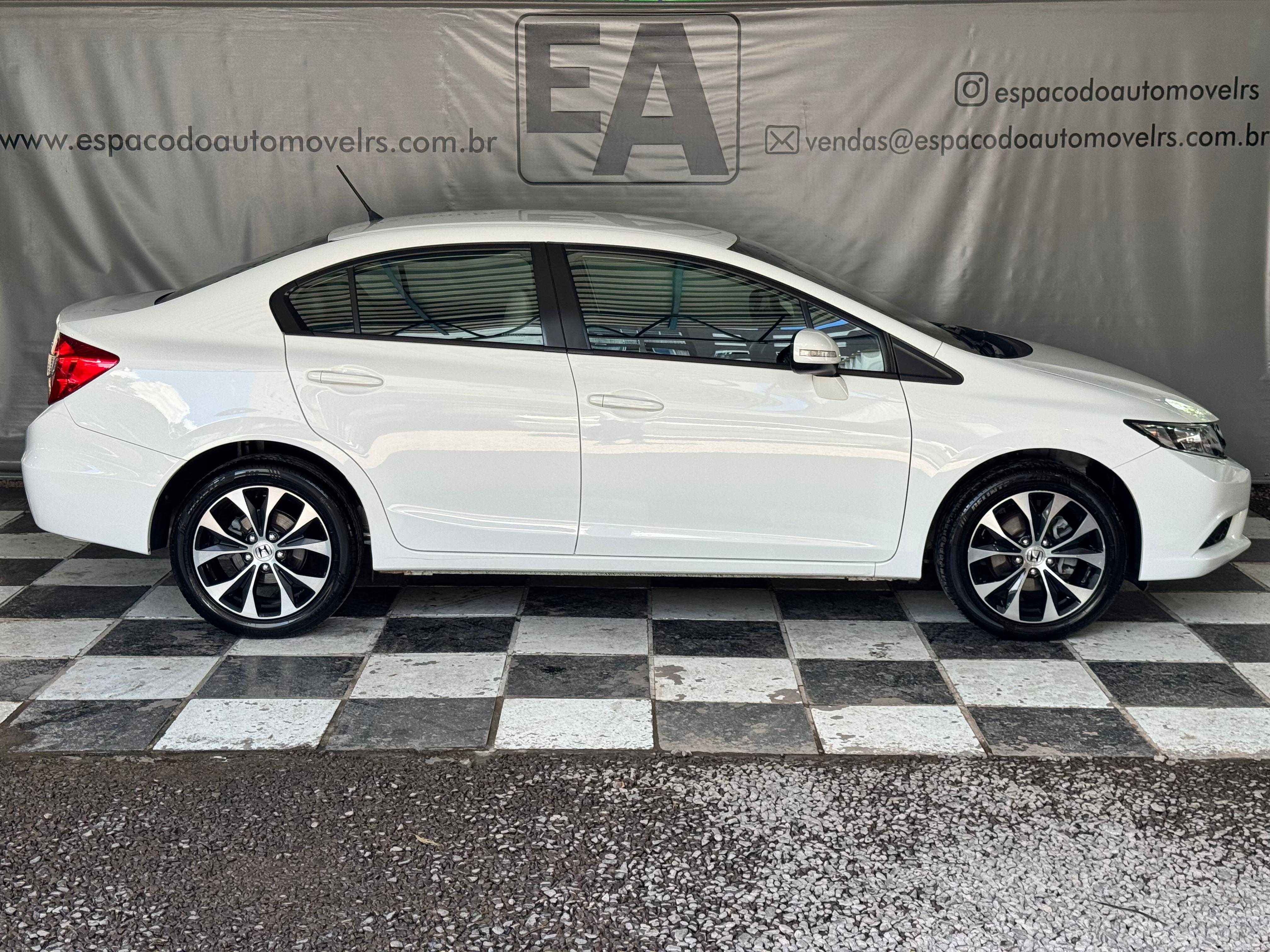 CIVIC 2.0 LXR FLEXONE 4P AUT.