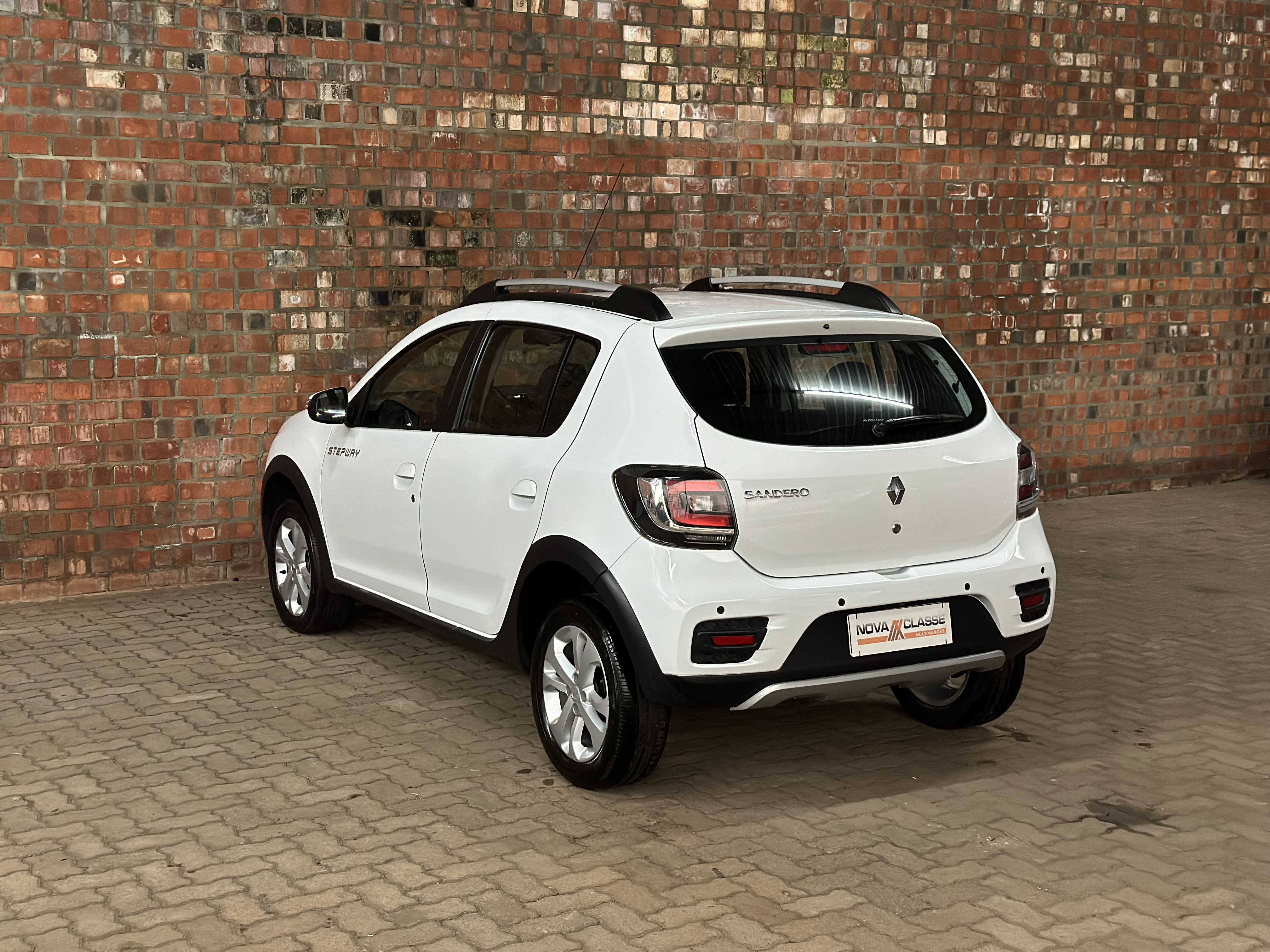 SANDERO STEPWAY 1.6