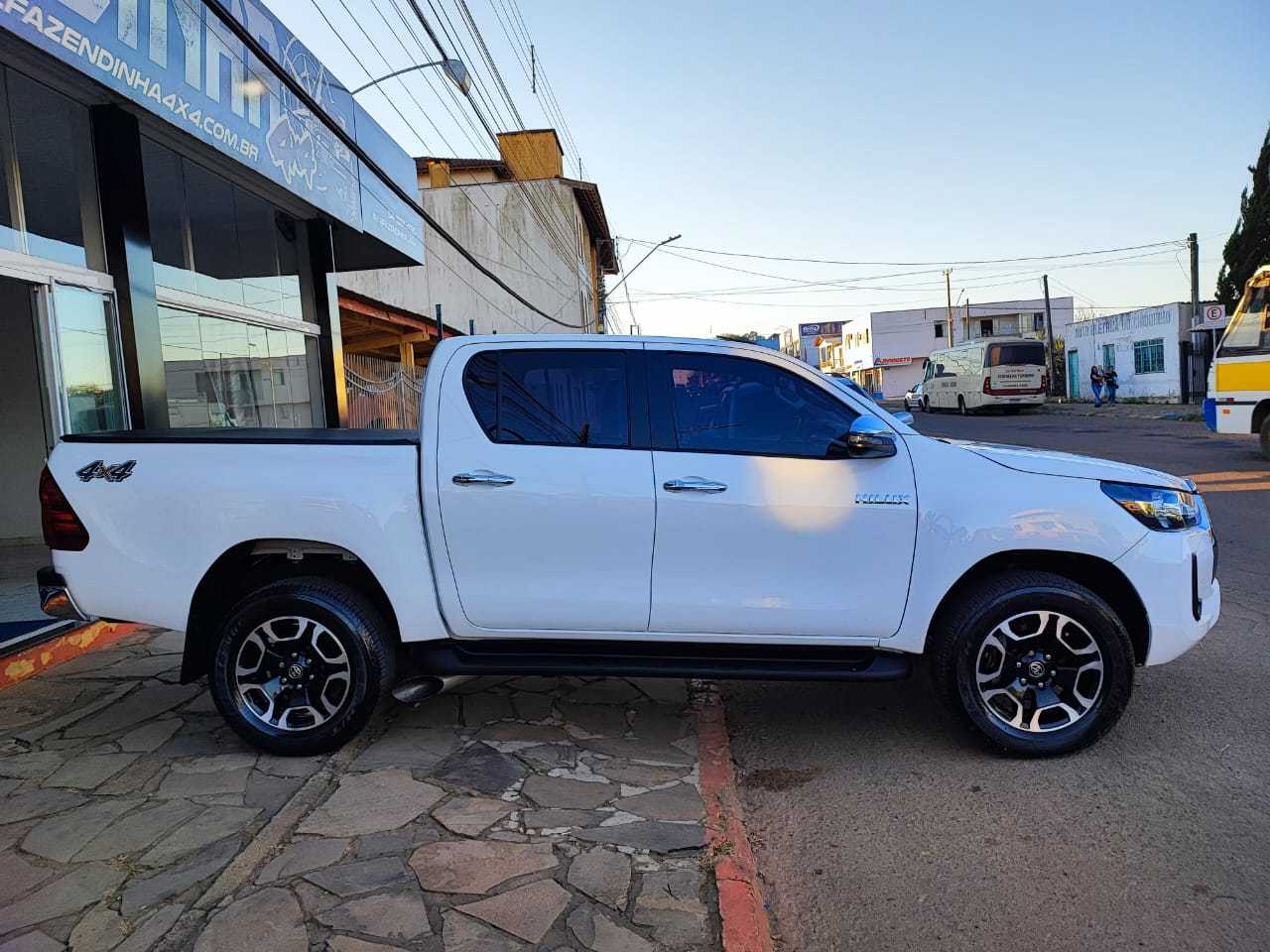 HILUX 2.8 SRV 4X4 CD