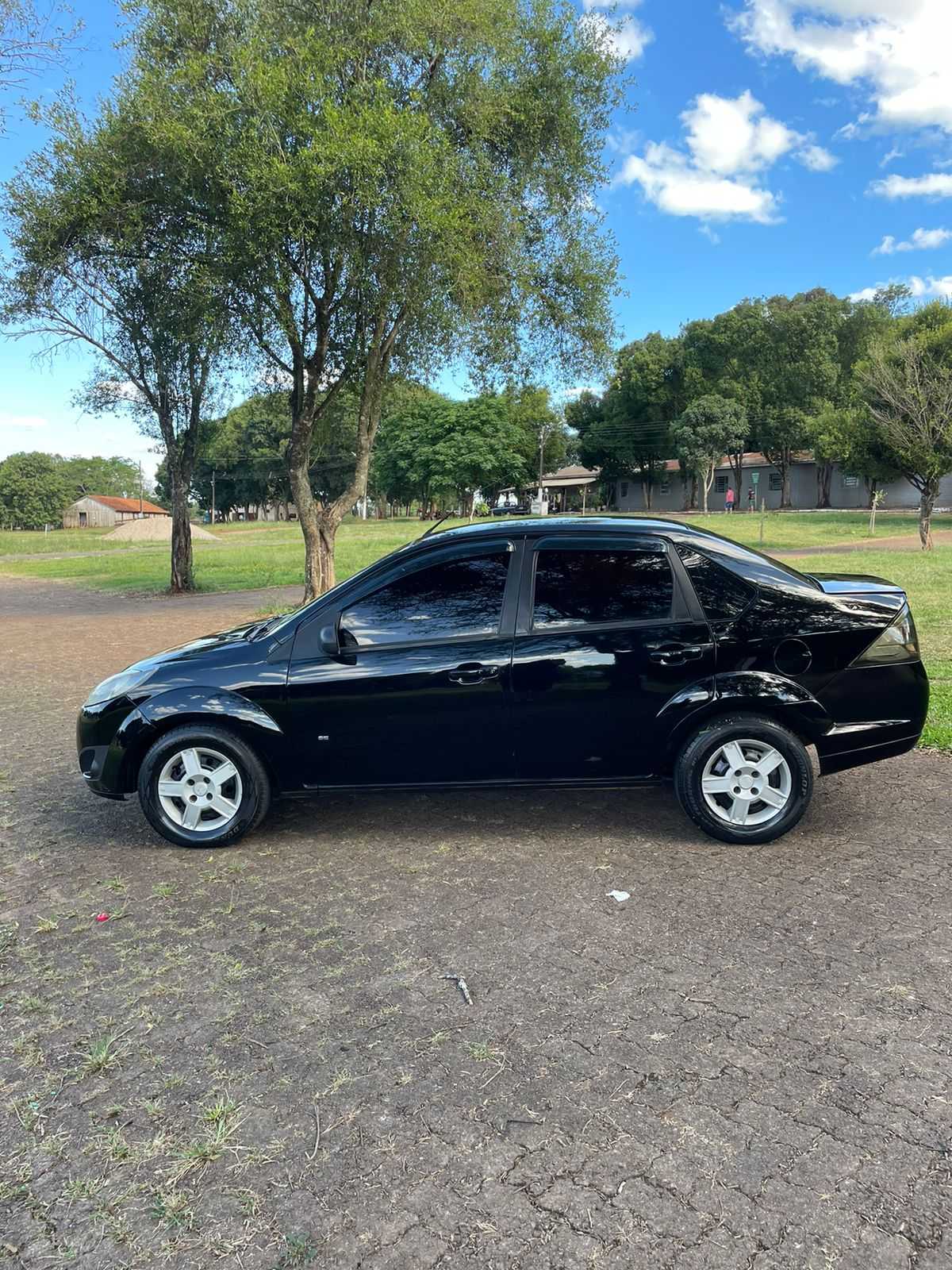 FIESTA SEDAN SE 1.6 8V