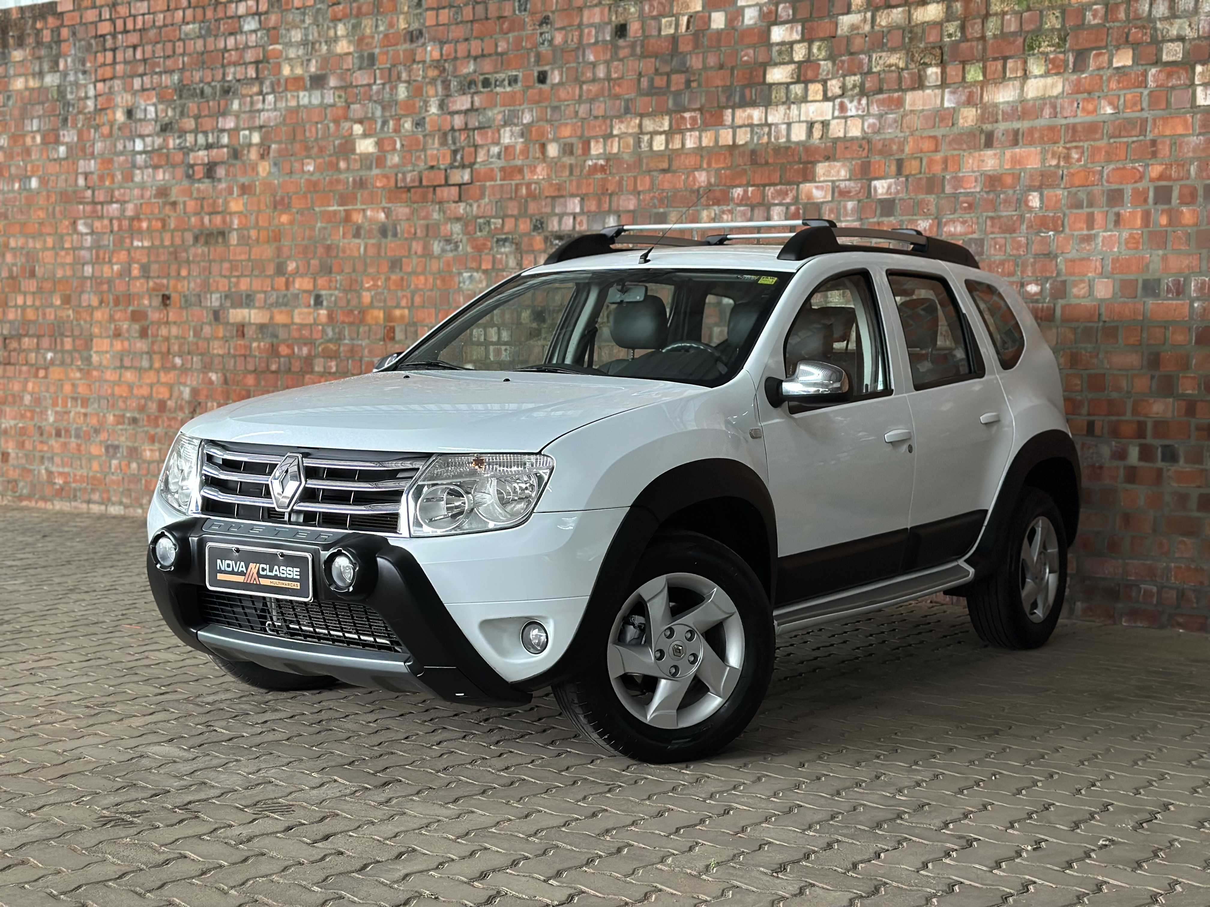 DUSTER DYNAMIQUE 1.6 MANUAL - 2013